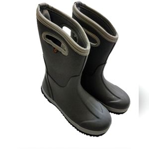 Bogs Boys gray boots